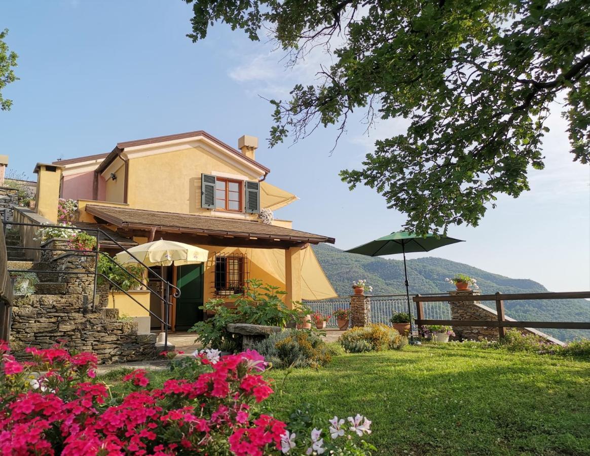 Elsa House Bed & Breakfast Mezzanego Exterior photo